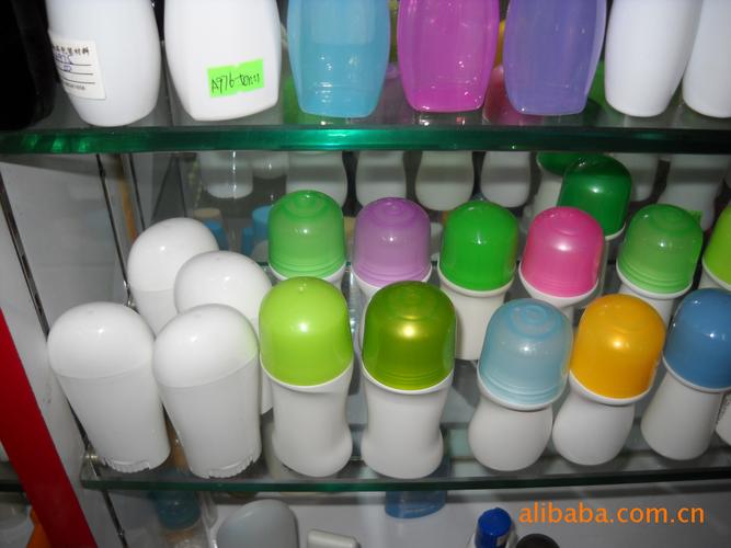 厂家供应滚珠塑料包装容器 止汗液瓶 走珠塑料瓶 量大价优